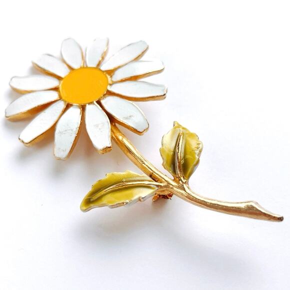 Vintage Signed Accessocraft NYC Enamel Daisy Flower Brooch 1960s Gold Tone - Picture 4 of 11